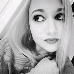 Meet your Posher, Amelia